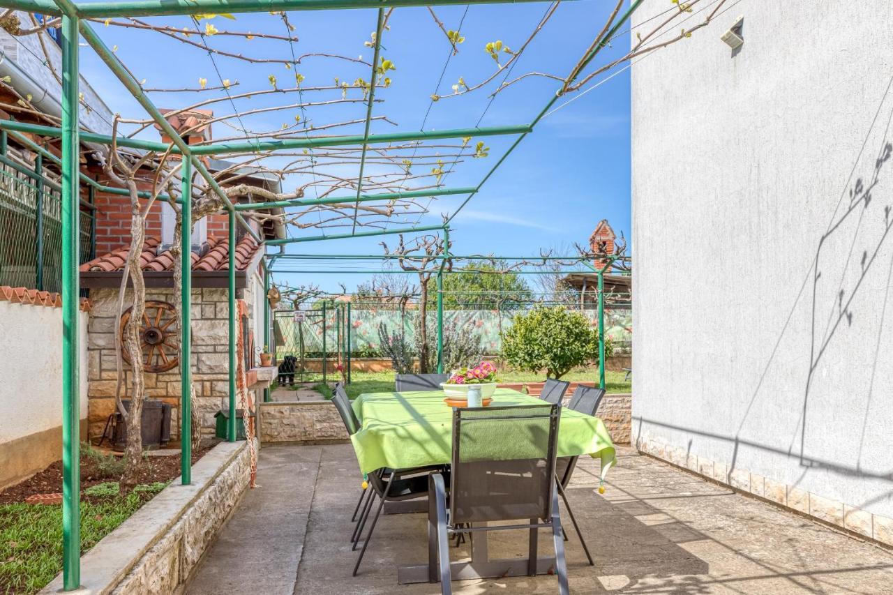 Apartment Mirijana Tar-Vabriga Kültér fotó