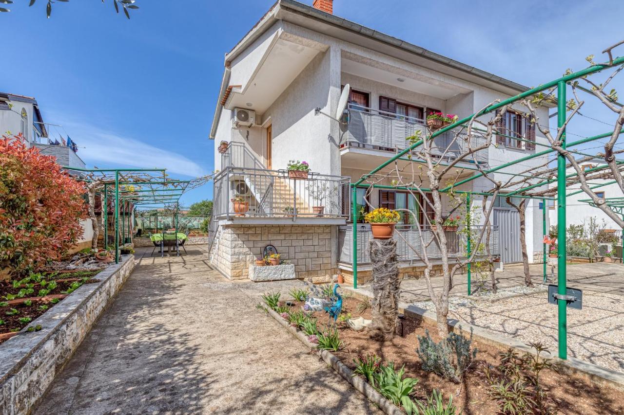 Apartment Mirijana Tar-Vabriga Kültér fotó